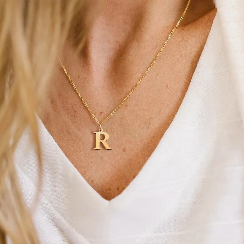 Collier Pendentif Lettre P