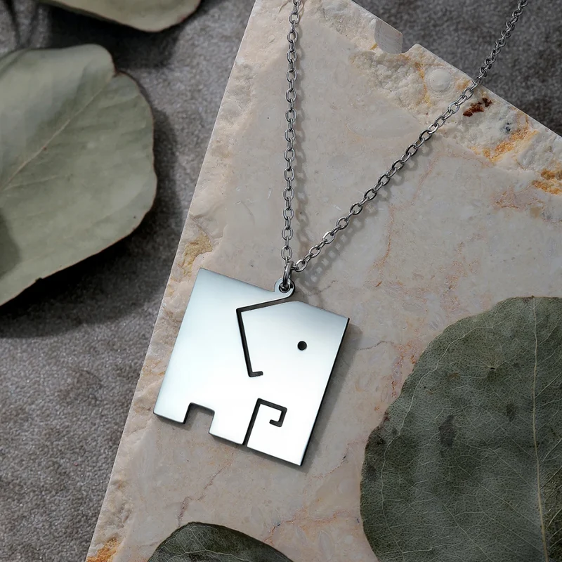 Collier Éléphant Carré