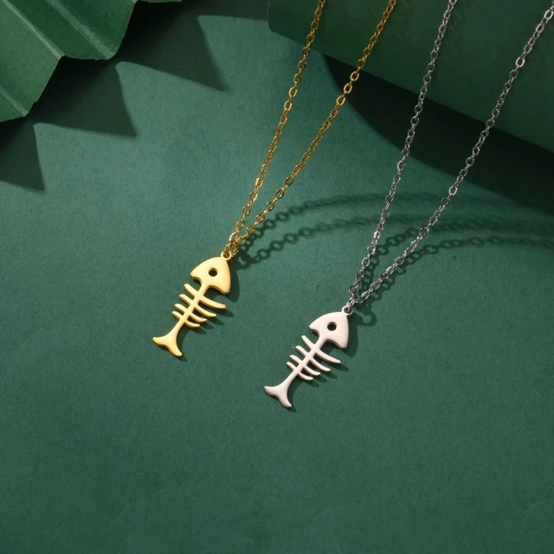 Collier Squelette Poisson
