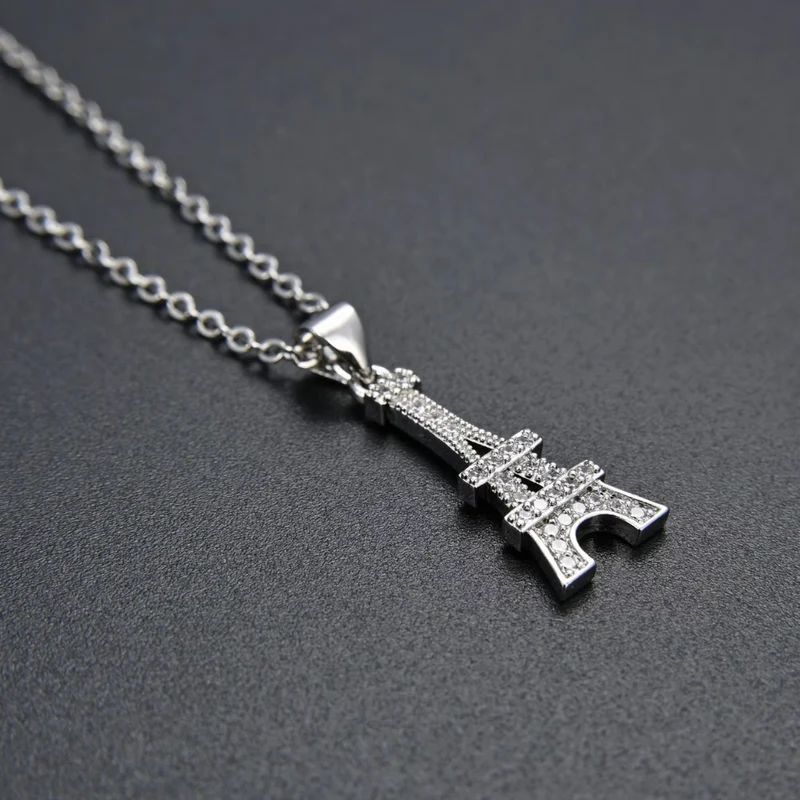 Collier Tour Eiffel Strass