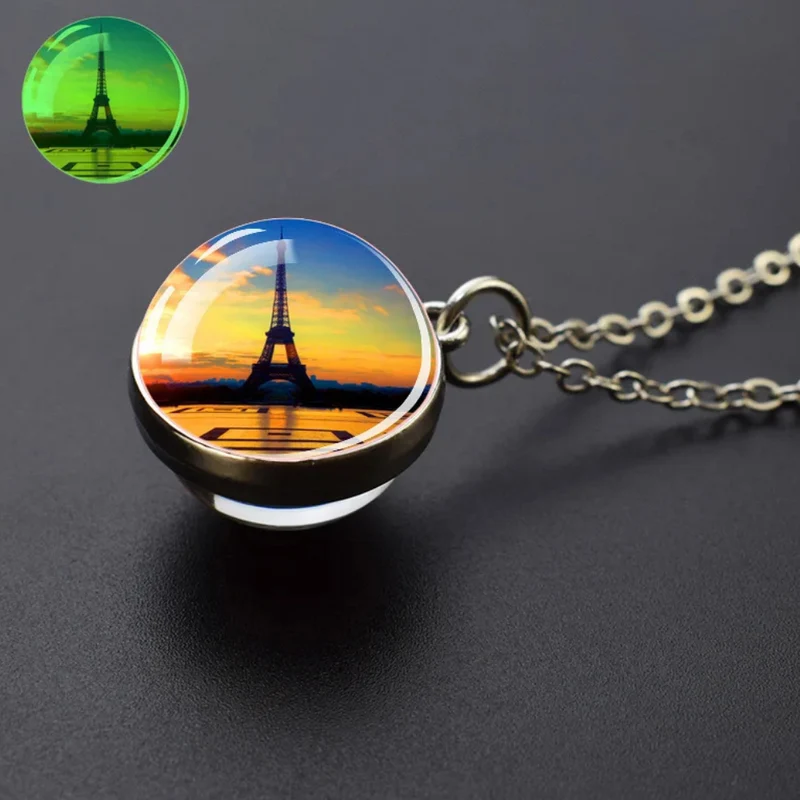 Collier Tour Eiffel Lumineux