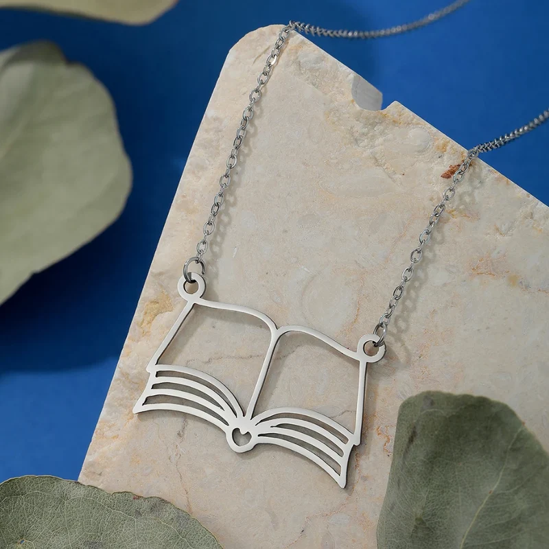 Collier Livre Ouvert
