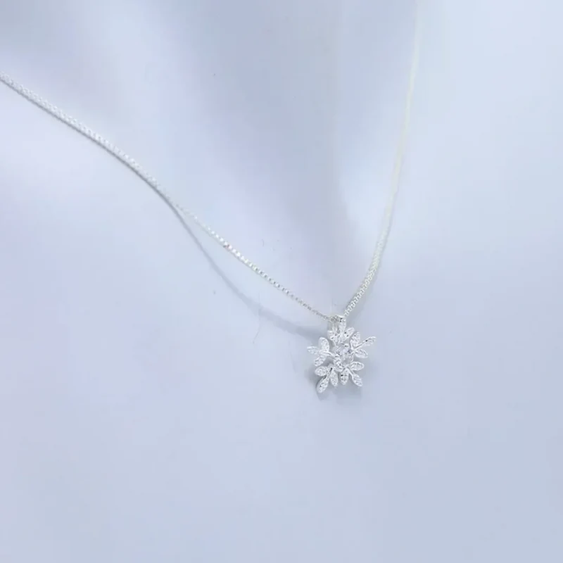 Collier Flocon Diamant