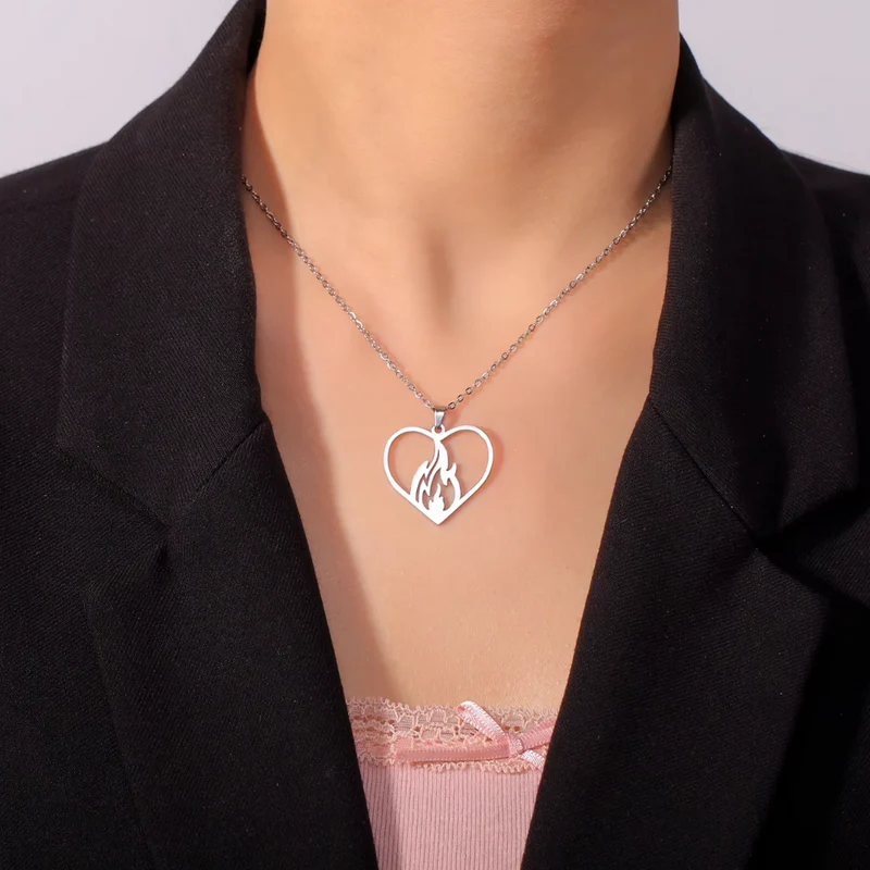 Collier Cœur Flamme