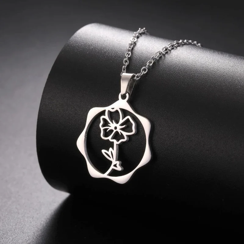 Collier Fleur Août
