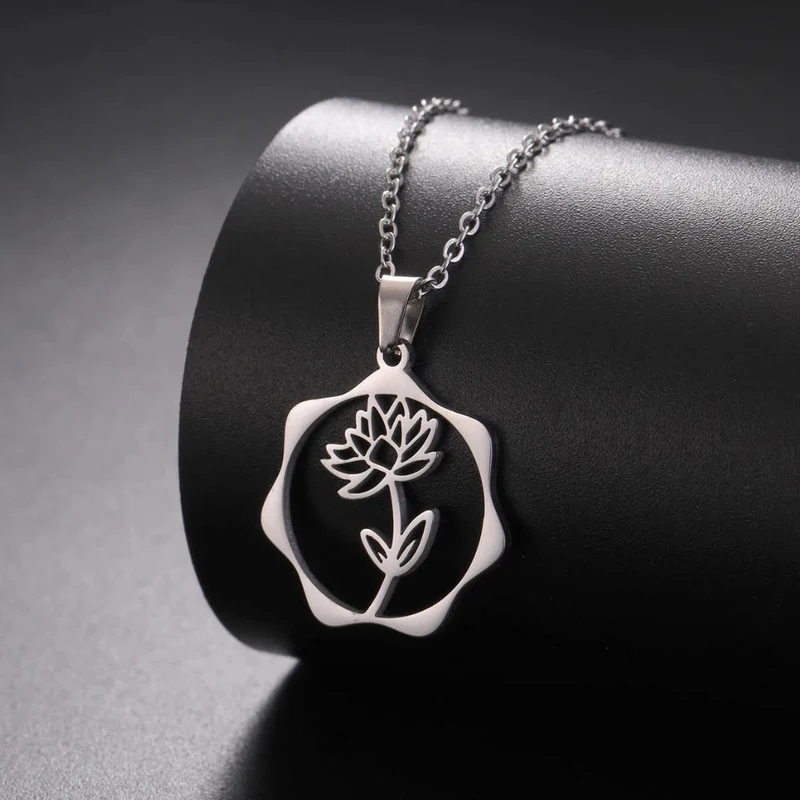 Collier Fleur Juillet