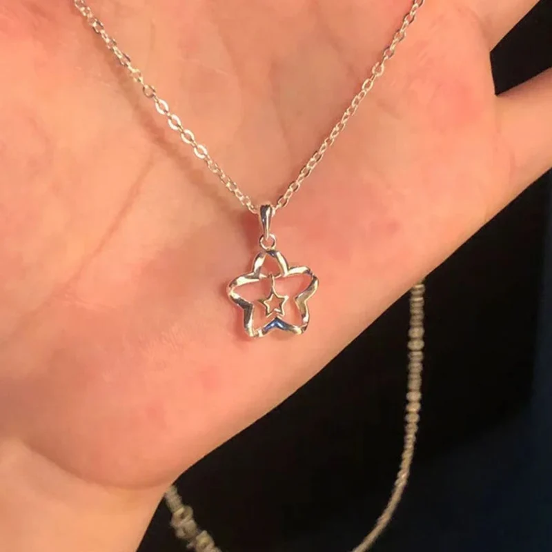 Collier Étoile Ajourée