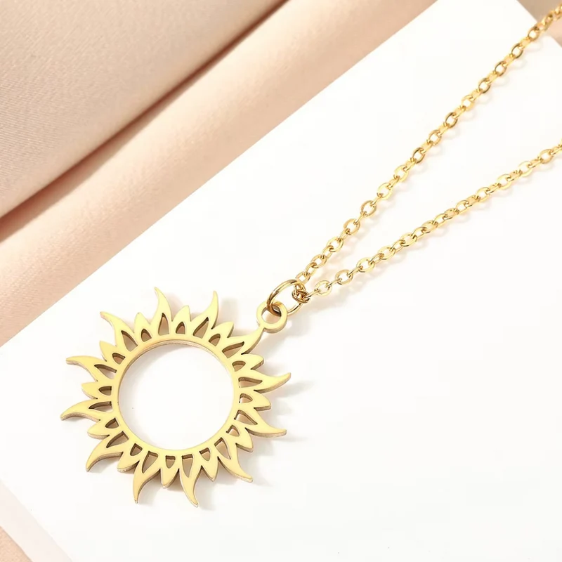 Collier en Forme de Soleil