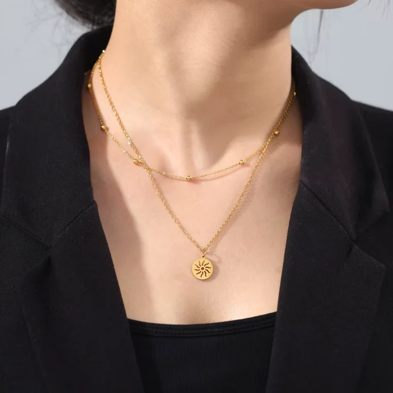 Collier avec Soleil Femme