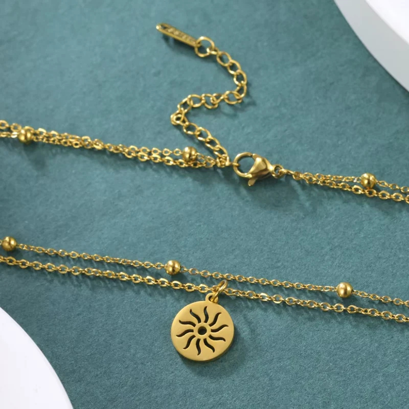 Collier avec Soleil Femme