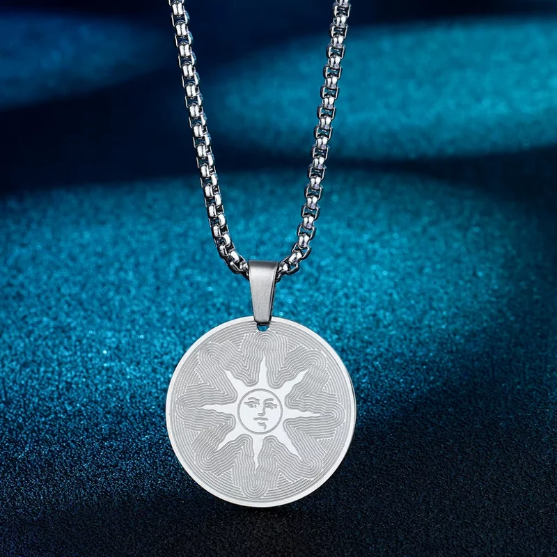 Collier Soleil Médaille