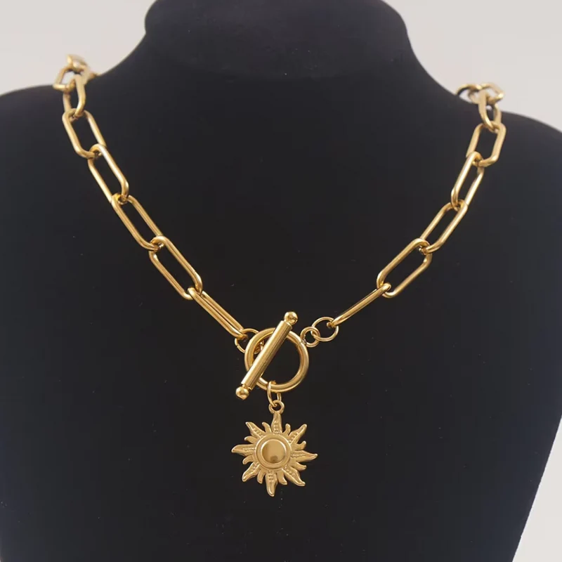 Collier Soleil Grosse Chaine Ras de Cou
