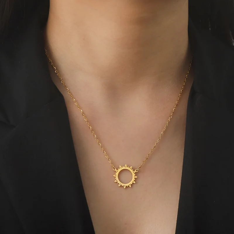 Collier avec Soleil