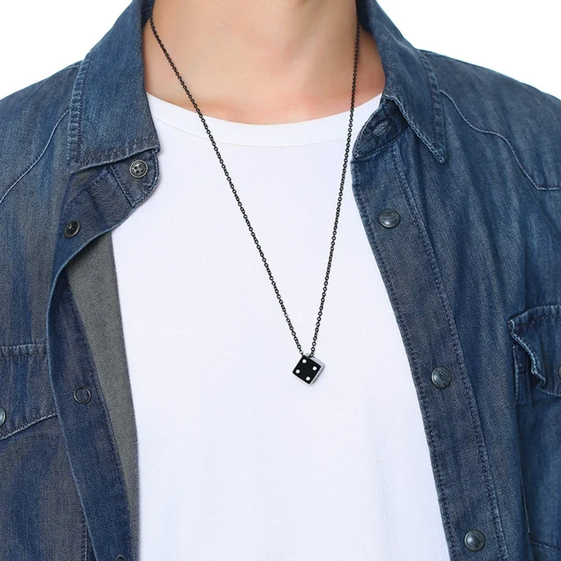 Collier Pendentif Dé