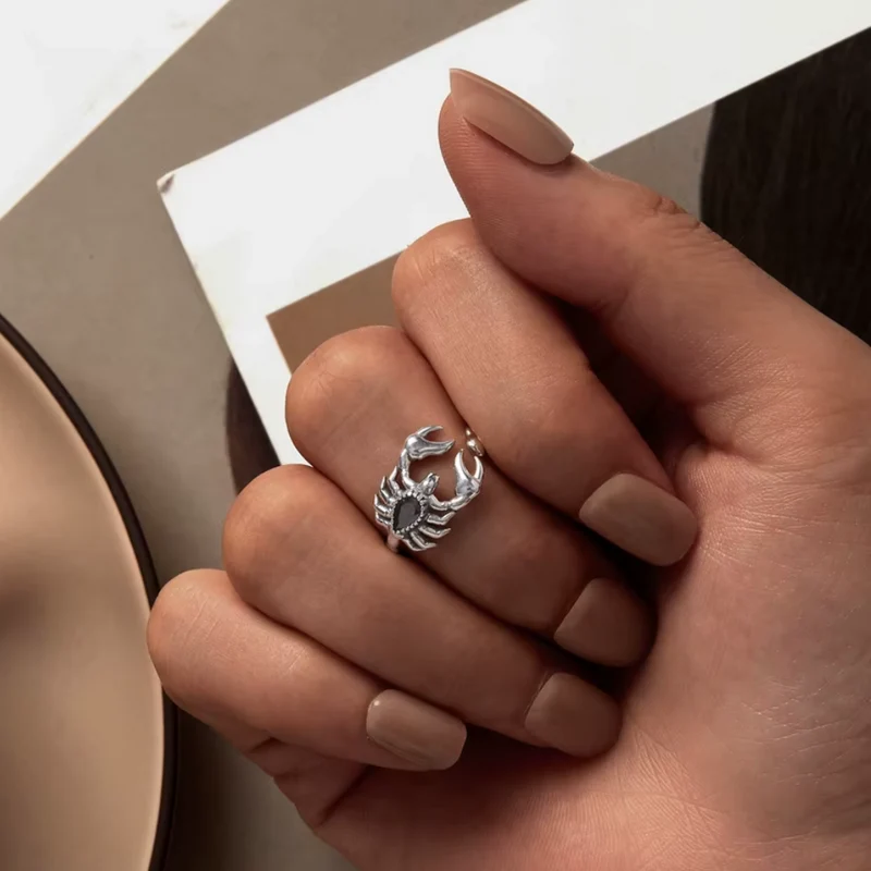 Bague Scorpion Pierre