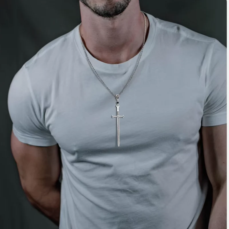 Collier Pendentif Épée Croix