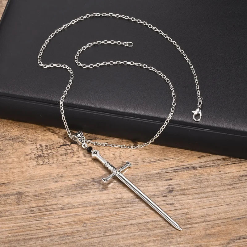 Collier Pendentif Épée Croix