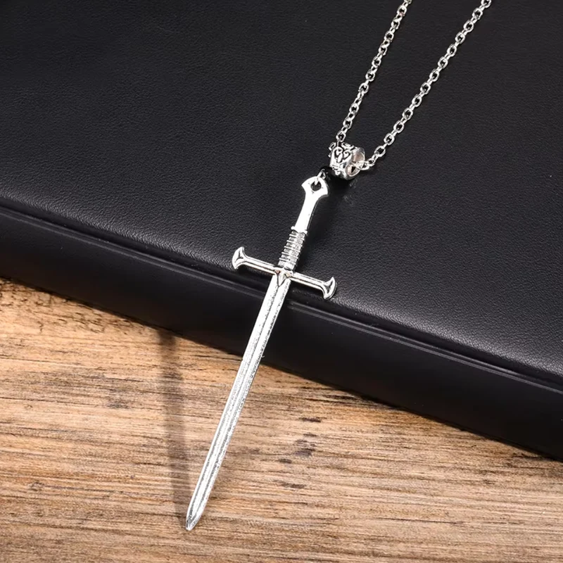 Collier Pendentif Épée Croix