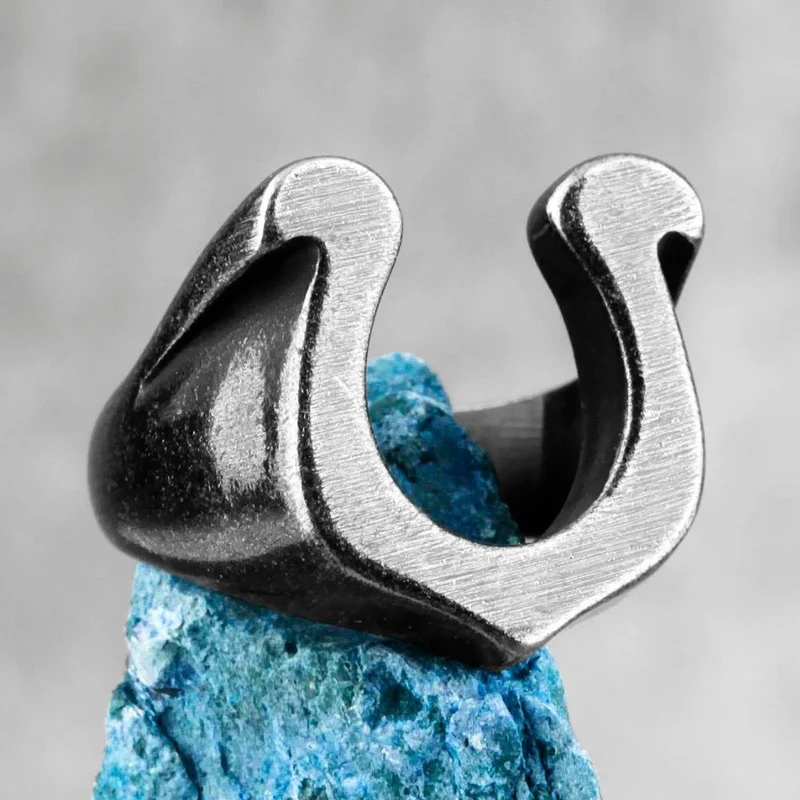 Bague Fer à Cheval Noire