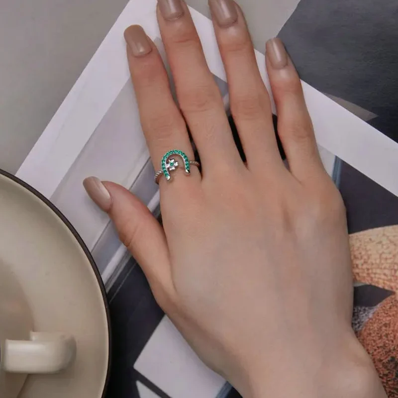 Bague Fer à Cheval Beauté