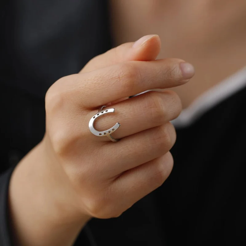 Bague Fer à Cheval Simple