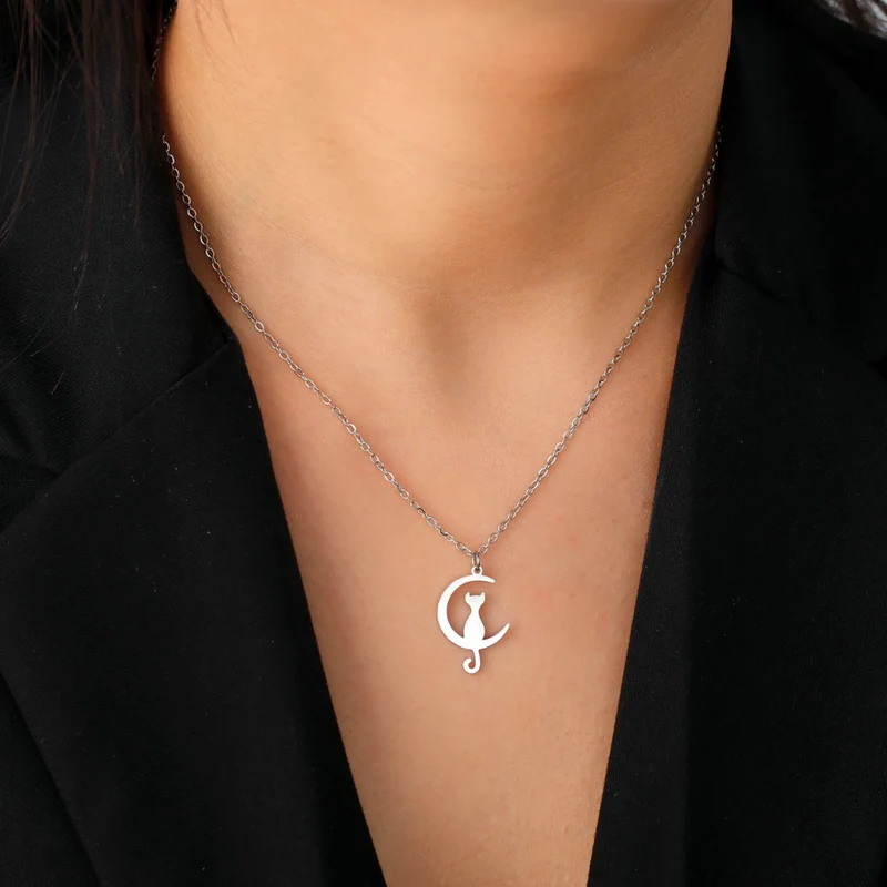 Collier Pendentif Chat et Lune