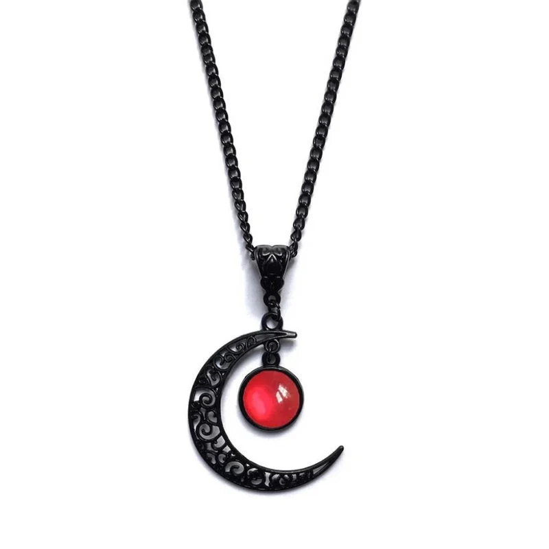 Collier Lune Gothique