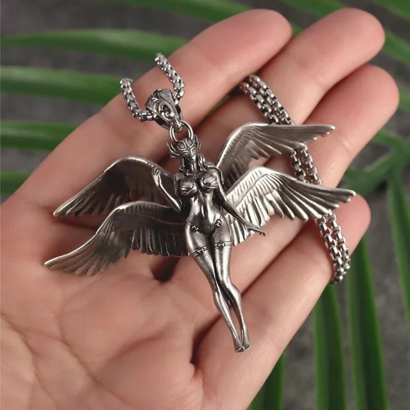 Collier Gothique Femme Animé