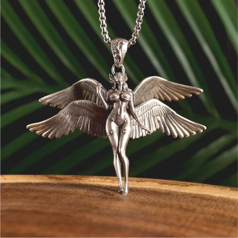Collier Gothique Femme Animé