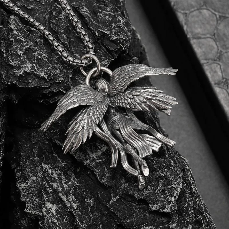 Collier Déesse Gothique