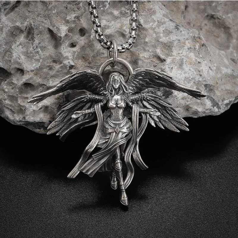 Collier Déesse Gothique