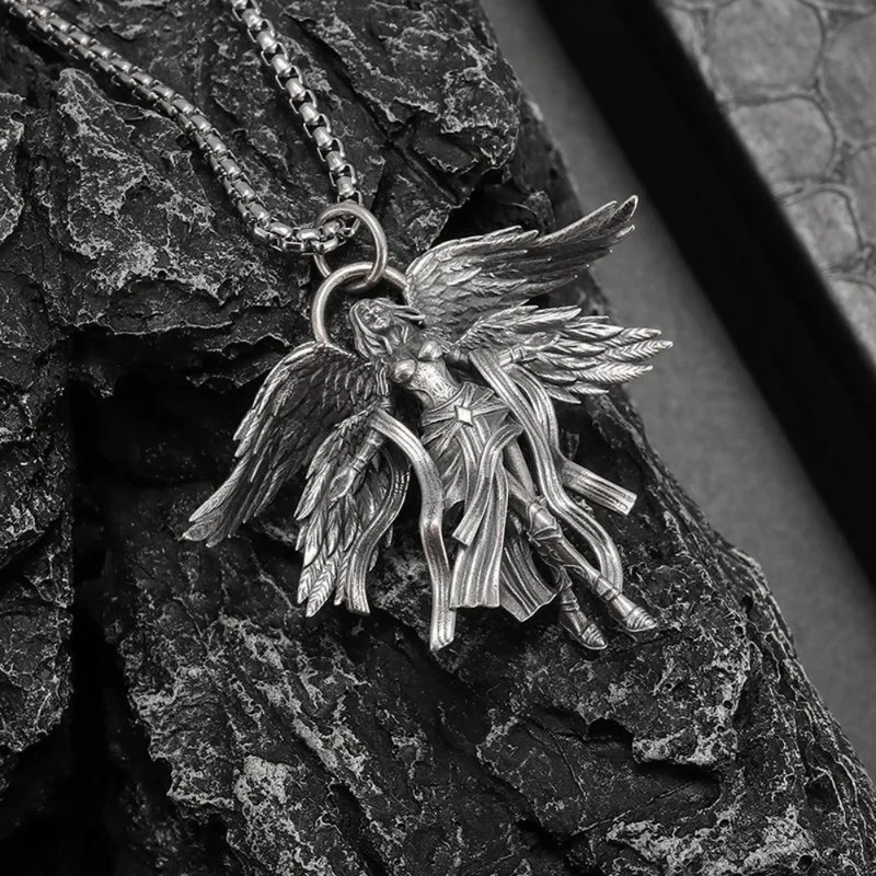 Collier Déesse Gothique