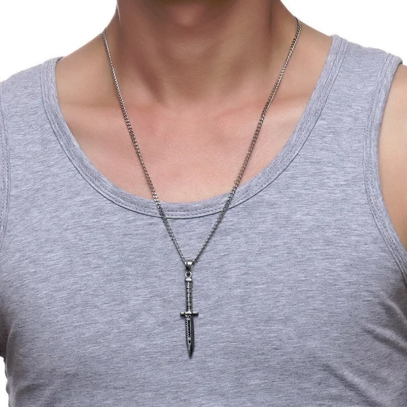 Collier Poignard