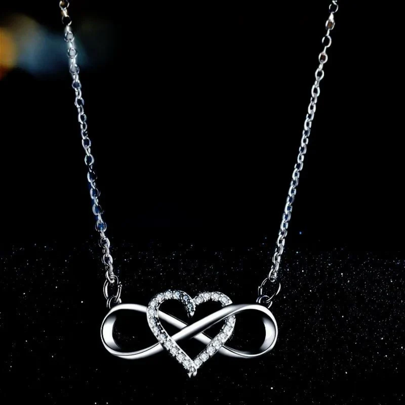 Collier Infini et Coeur Diamant