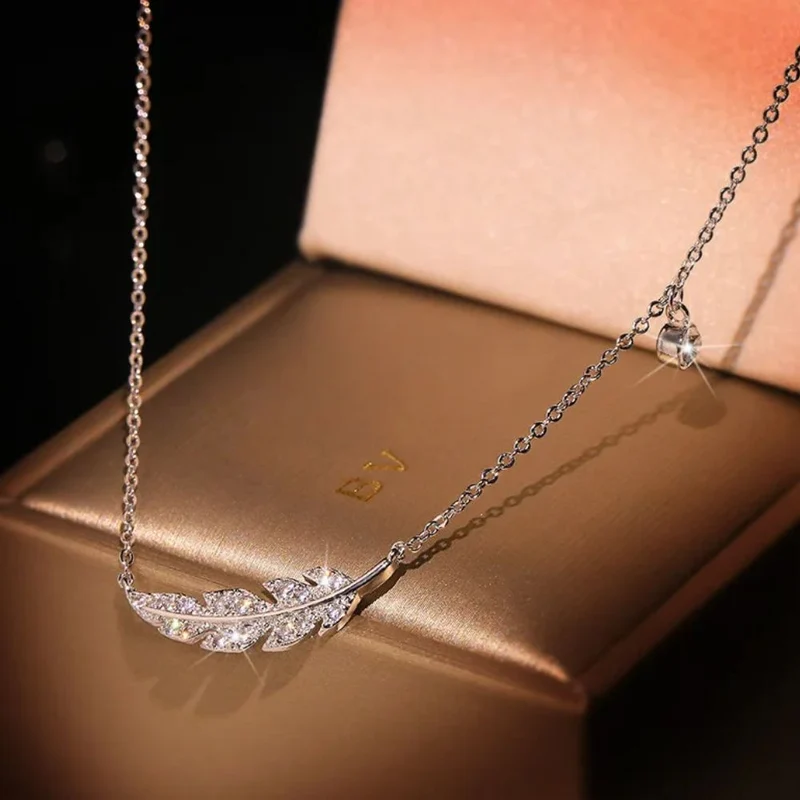 Collier Plume Strass