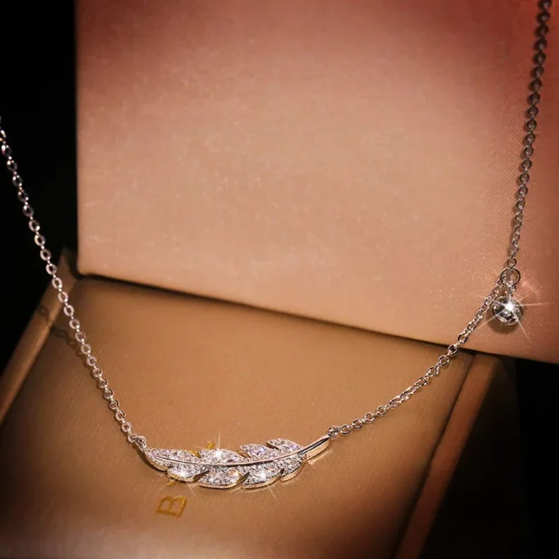 Collier Plume Strass