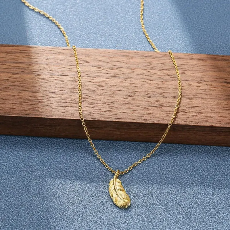 Collier Plume Or