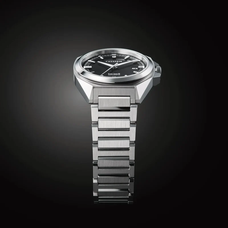 Montre Citizen Série 8 NB6050-51E