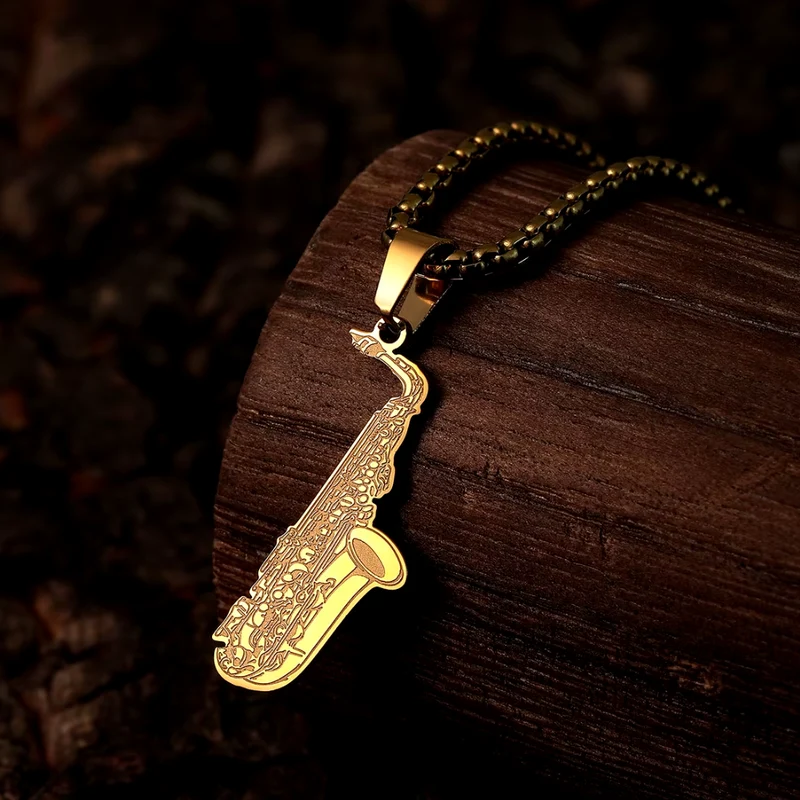 Collier Saxophone