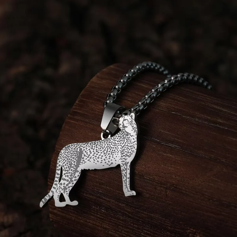 Collier Pendentif Guépard