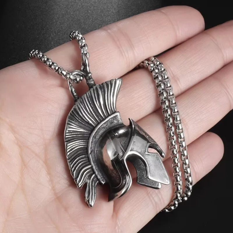 Collier Casque Spartan