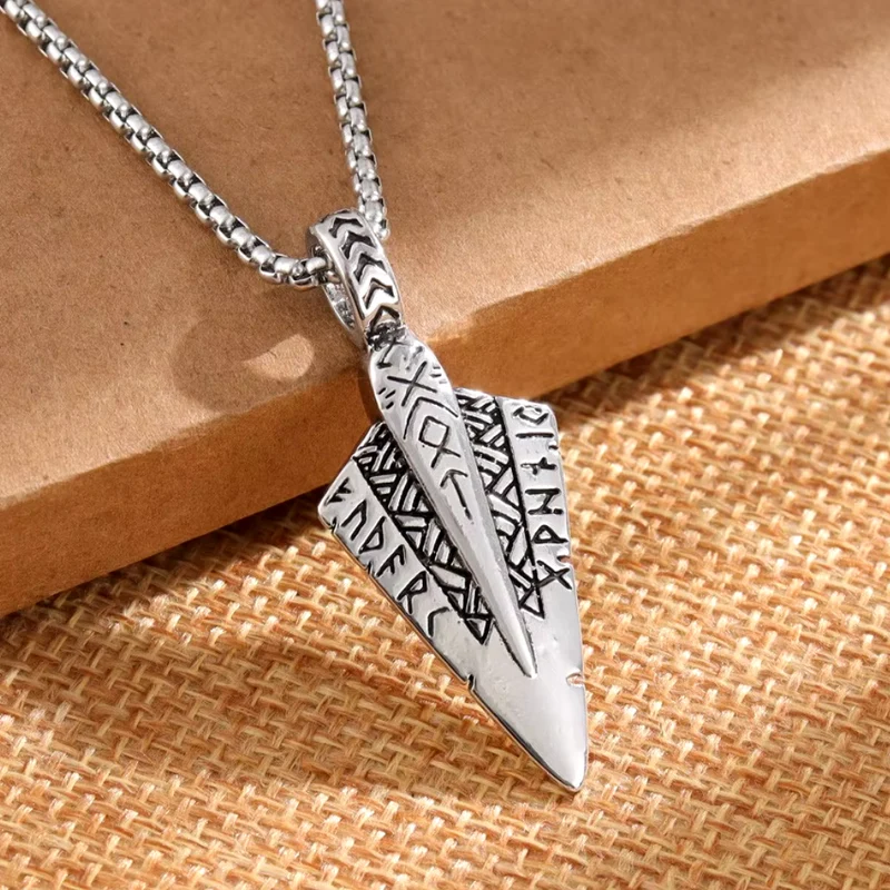 Collier Flèche Viking