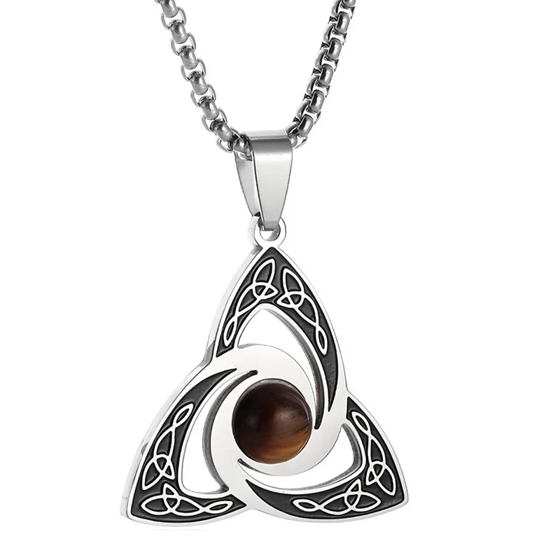 Collier Valknut