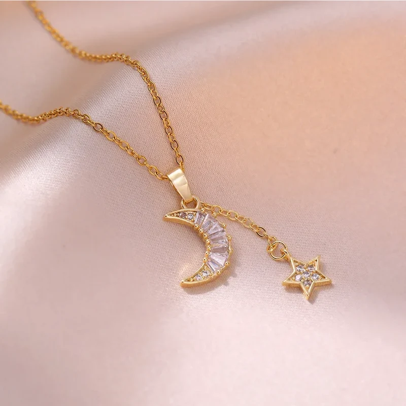 Collier Lune et Étoile Pendante