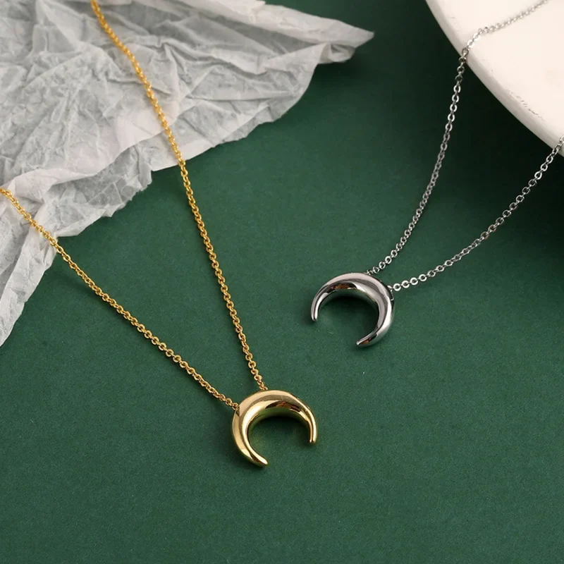 Collier Demi Lune Or