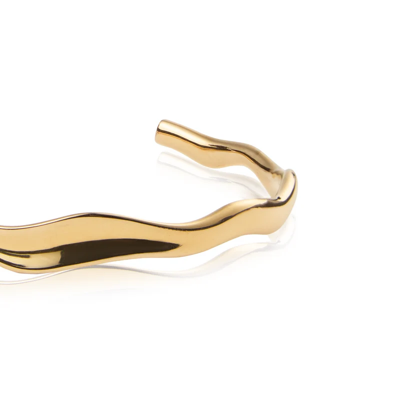 Mockberg Wavy Bolded Cuff Bracelet MB0173