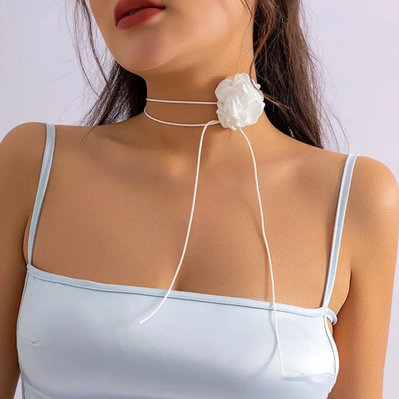 Collier Fleur Tour de Cou