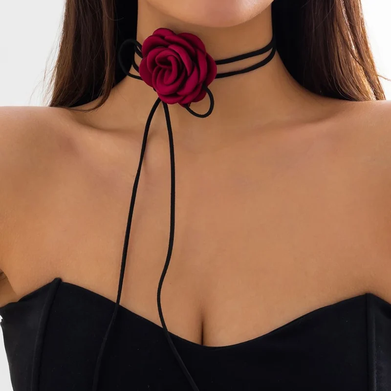 Collier Fleur Cou