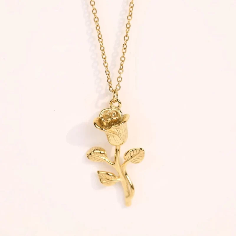 Collier Rose en Or