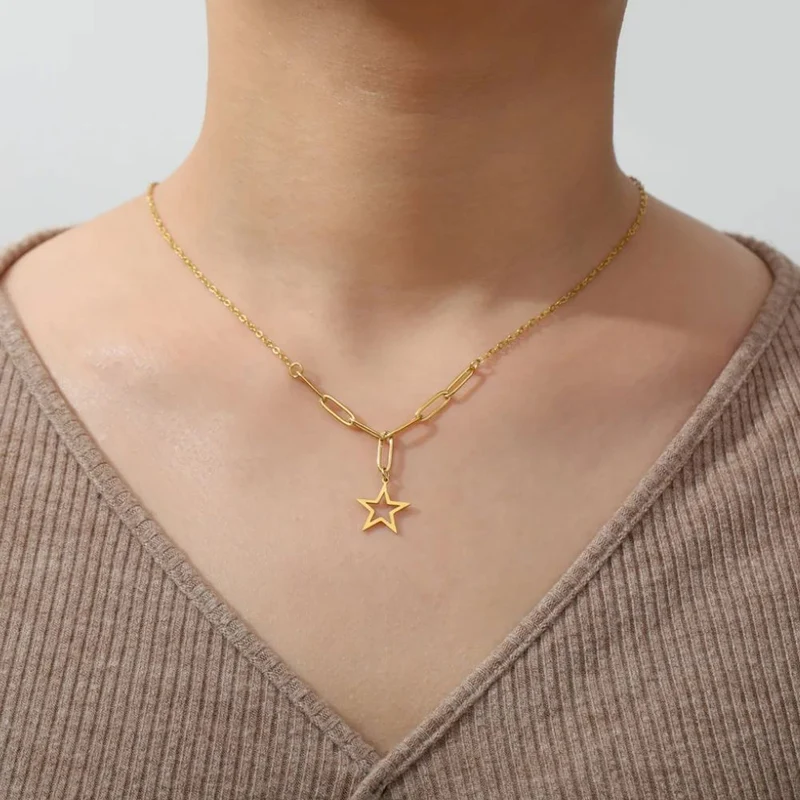 Collier Étoile en Breloque